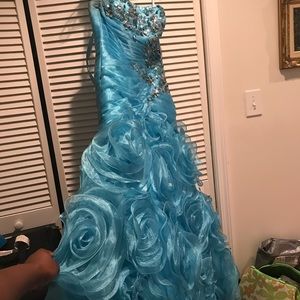 One shoulder long blue dress